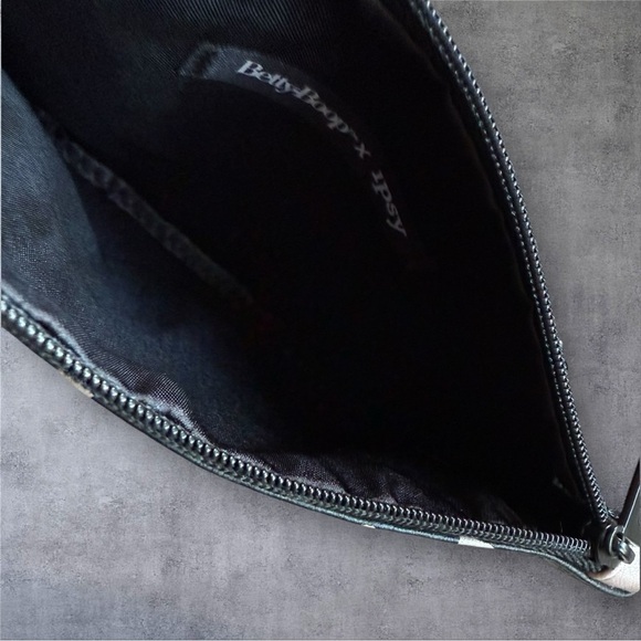 Betty Boop™️  X Ipsy Makeup Bag - Picture 4 of 4